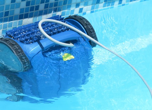 Is A Robotic Pool Cleaner A Good Investment?